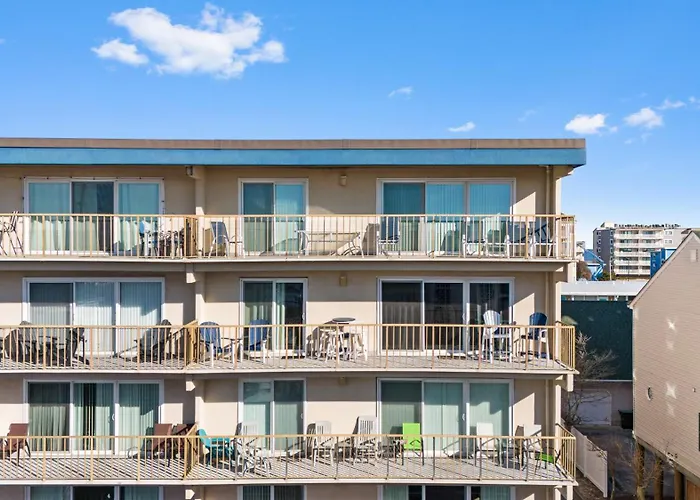 Oceanview On 44th St 3br2ba Balcony Views Of Sunrise & Sunset Pool Ferienhaus Ocean Stadt