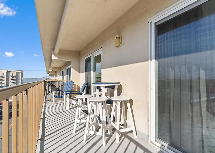 Ferienhaus Oceanview On 44th St 3br2ba Balcony Views Of Sunrise & Sunset Pool Ocean Stadt