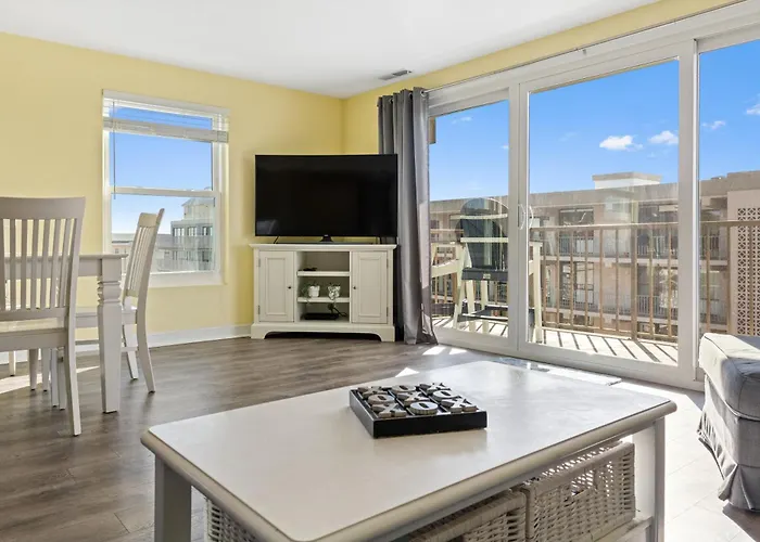 Oceanview On 44th St 3br2ba Balcony Views Of Sunrise & Sunset Pool Ferienhaus *
