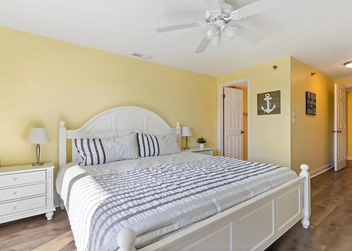 Oceanview On 44th St 3br2ba Balcony Views Of Sunrise & Sunset Pool * Ocean Stadt